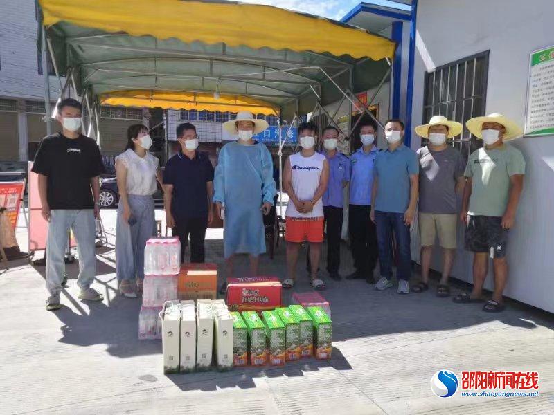洞口县：张纲学到江口镇督导疫情防控 慰问一线值守人员