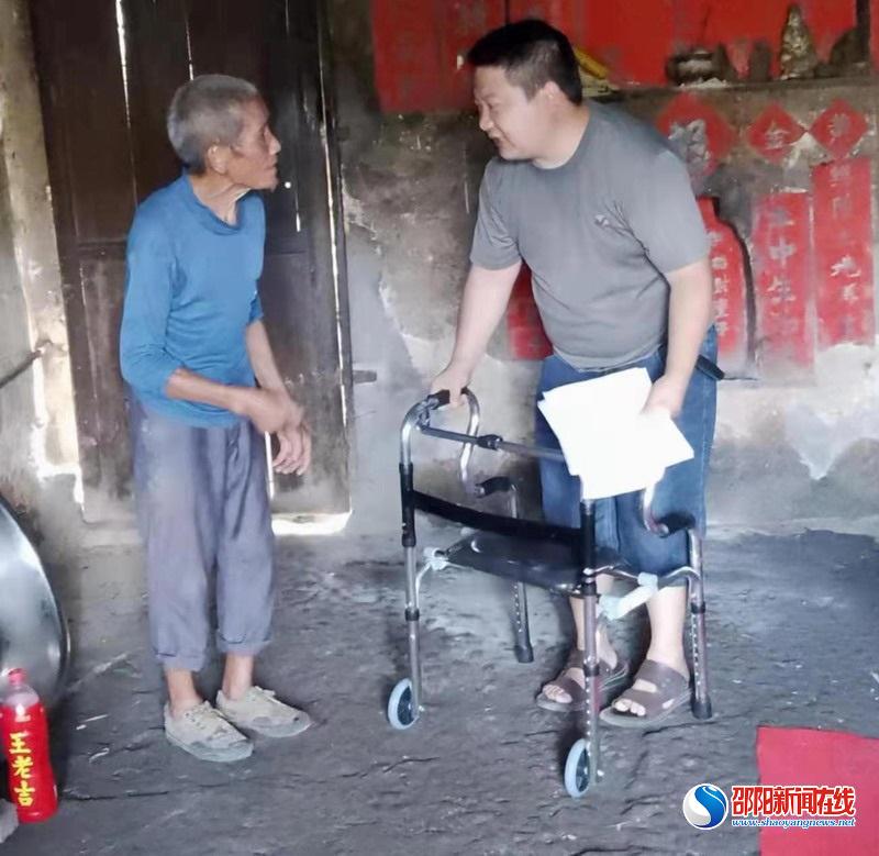 新宁县：暖心适老化改造 托起167户困难老人幸福晚年