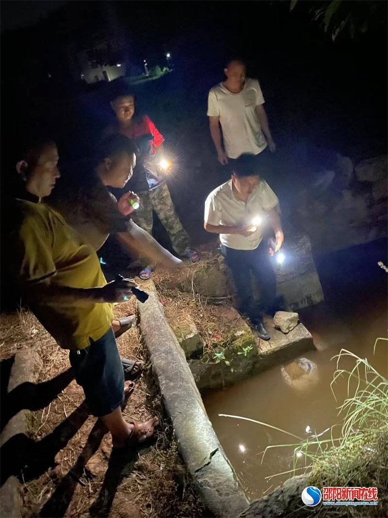 邵东市周官桥乡：抗旱解民忧，引水润民心