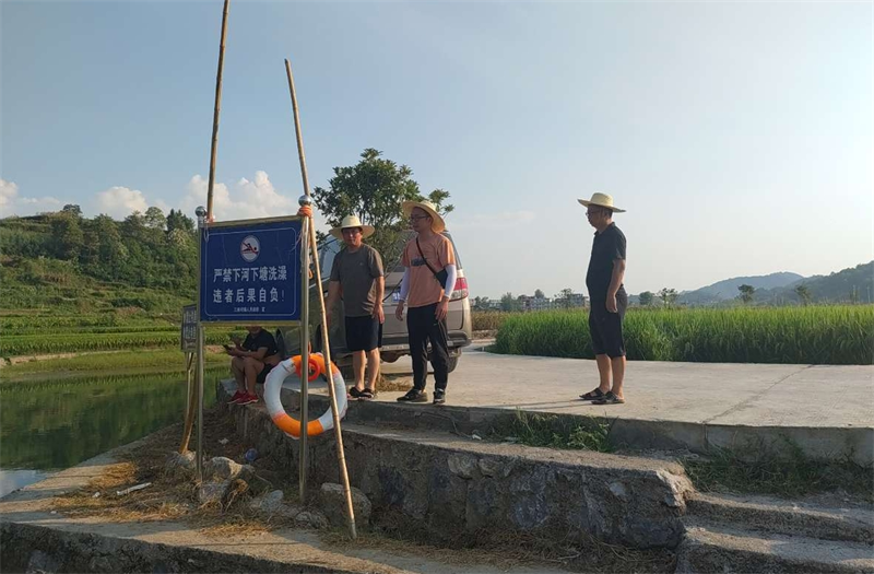 隆回县防溺水工作督导组到三阁司镇检查指导防溺水工作