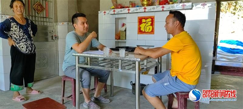 洞口县花园镇开展社区戒毒社区康复人员家访活动