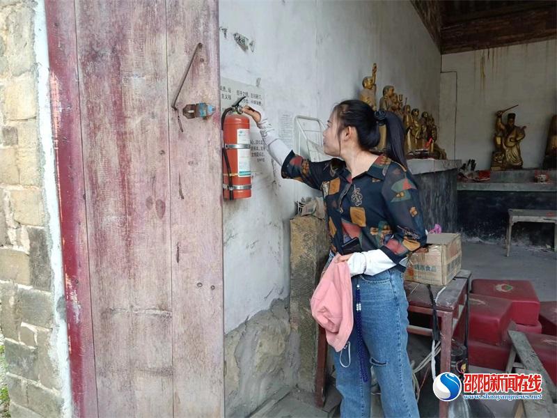 洞口县杨林镇开展宗教活动场所安全大检查工作