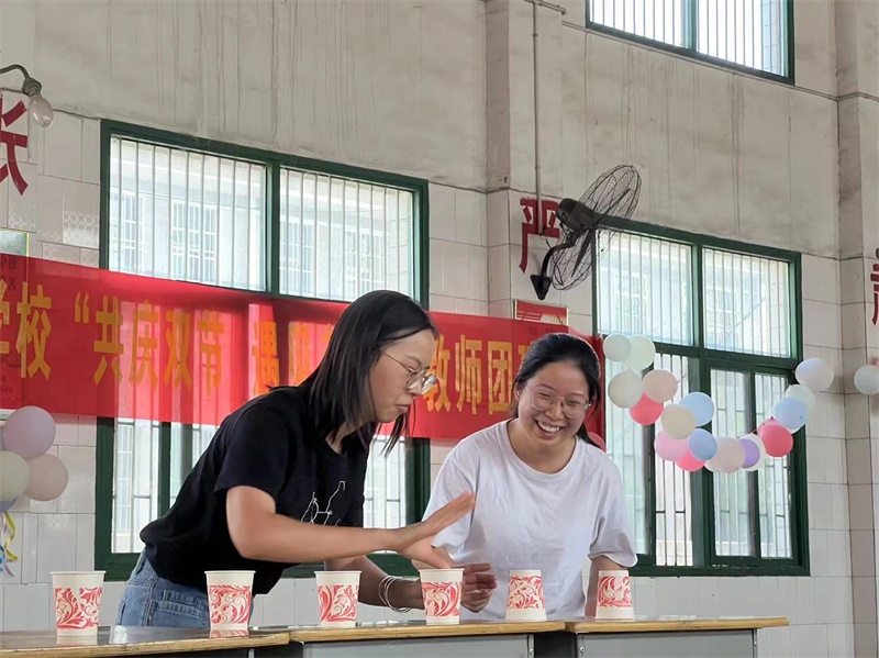 邵东市界岭镇开展“共庆双节 遇见美好”团建活动