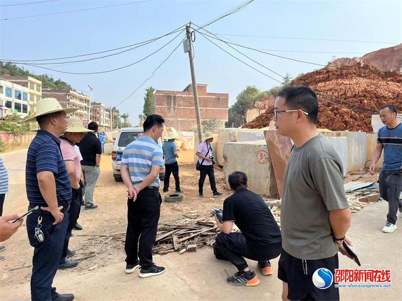 湖南省“利剑”行动专项督查组到邵东开展督察