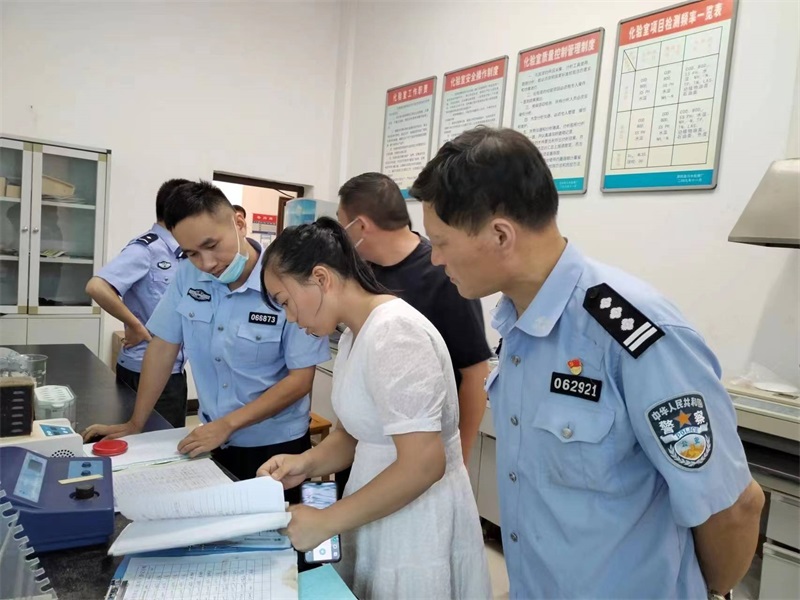 邵阳县易制毒化学品禁毒分会配合县公安局开展安全生产工作检查