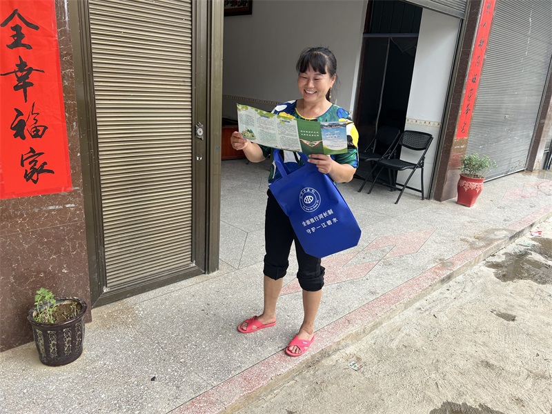 新宁县高桥镇：争当护河使者，共建生态家园