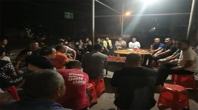 新宁城管：下马石院落会里话平安  社会治理大家谈