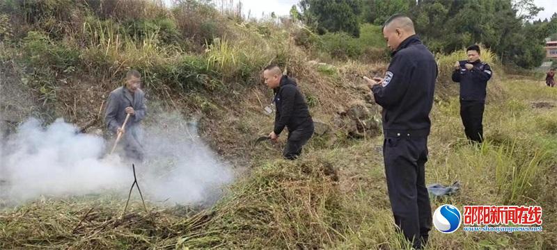 隆回县桃花坪街道国庆期间多举措加强秸秆禁烧工作