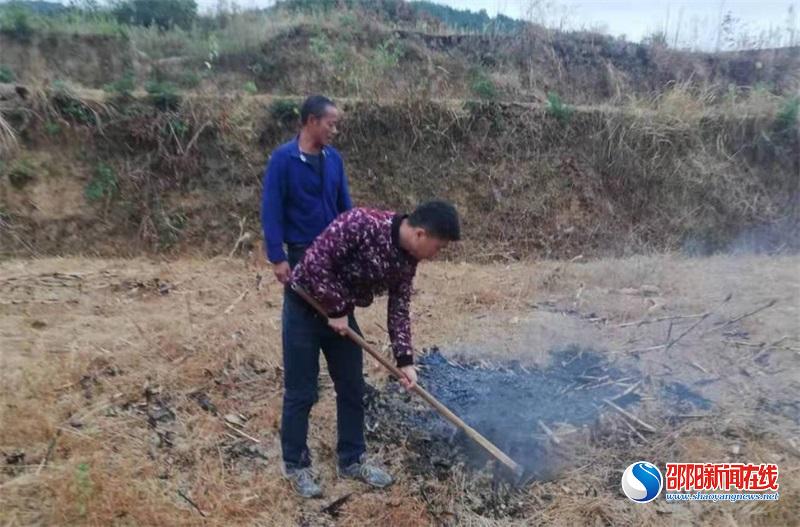 隆回县三阁司镇：扎实推进秸秆禁烧，助力蓝天保卫战