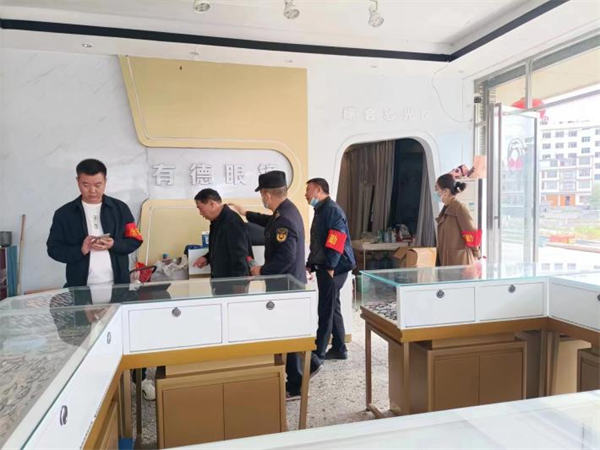 洞口县山门镇扎实开展经营性自建房安全鉴定