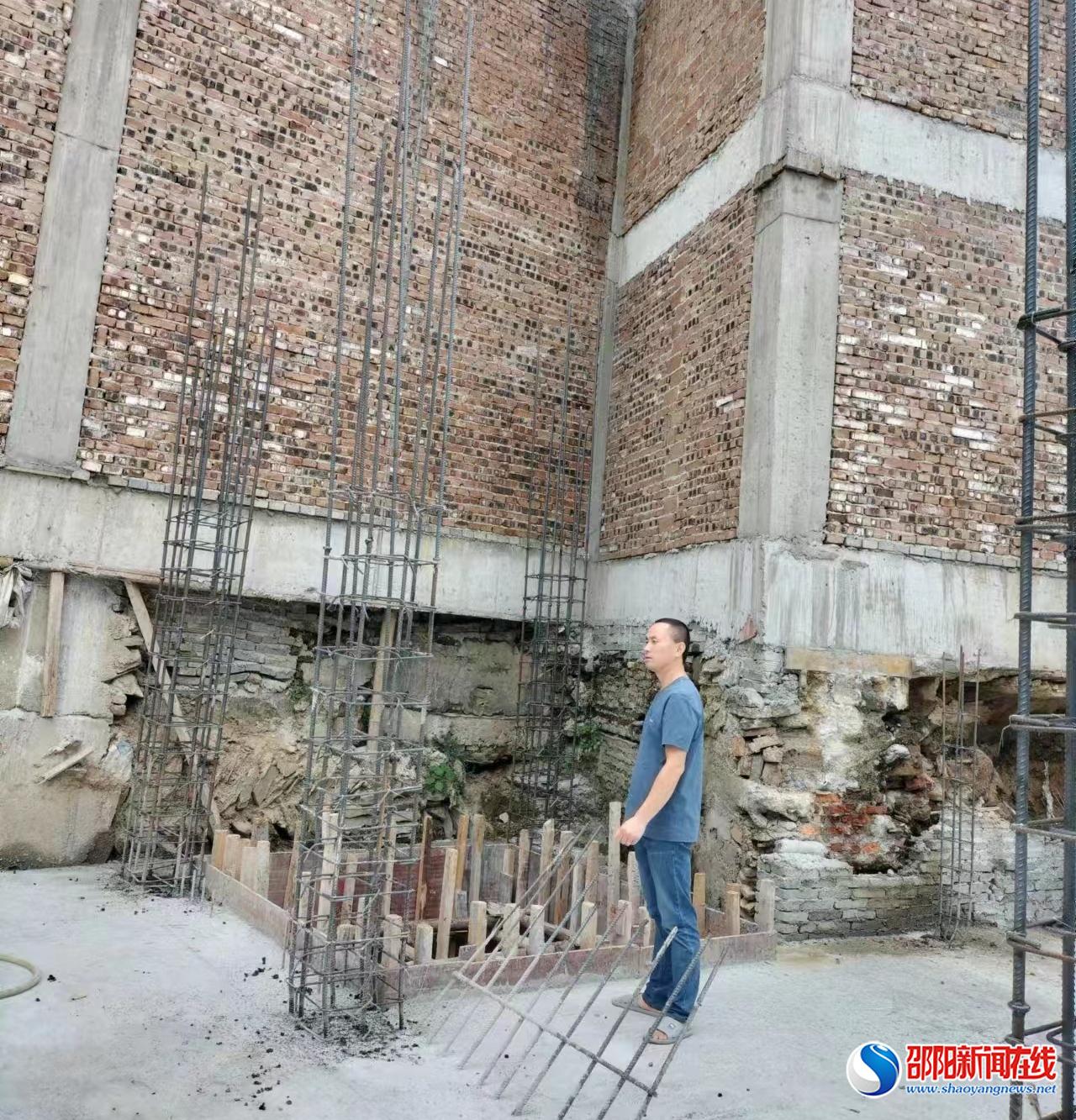 洞口县江口镇：明确自建房“三必”原则，实行全程监督管理
