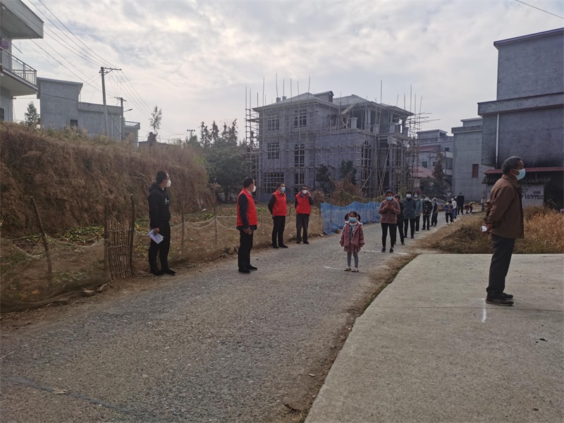 洞口县杨林镇：疫情防控禁毒反电诈齐抓，多措并举共筑生命安全线