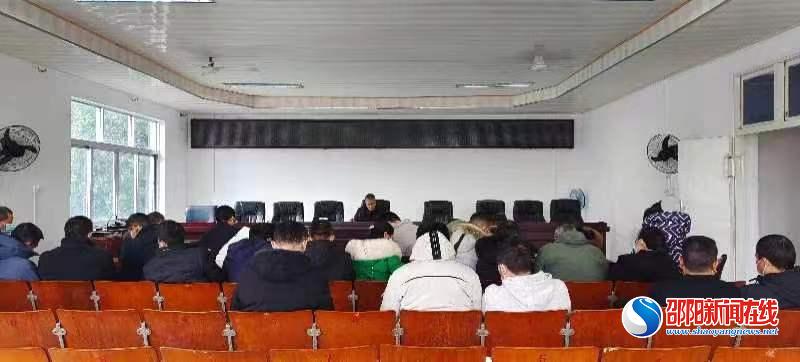 洞口县茶铺茶场管理区召开党的二十大精神宣讲报告会