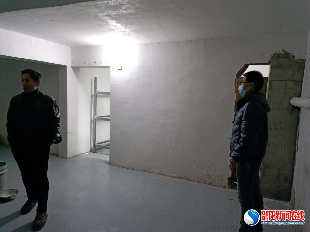 洞口县花园镇开展自建房排查整治“回头看”行动