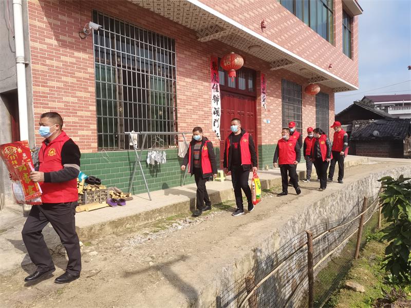 洞口县毓兰镇：携手迎新春，温暖送进门