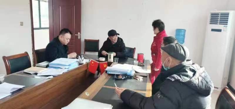 中国人寿新宁支公司党支部开展“幸福敲门，温暖过年”走访慰问暨疫情防控宣传部署活动