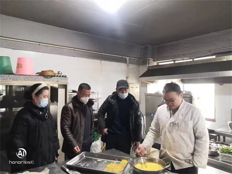 隆回县横板桥镇：加大春节物资保障和食品安全检查力度