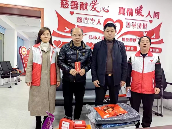 邵东市：李佑军走访慰问困难群众