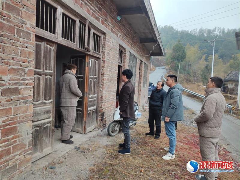 洞口县石柱镇开展自建房安全隐患排查整治回头看行动