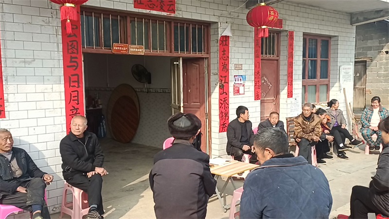 洞口县石柱镇组织各村学习《湖南省居民自建房安全管理若干规定》