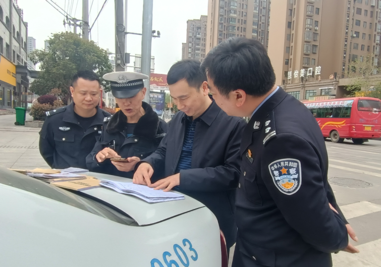 刘焕检查调度新邵县交通问题顽瘴痼疾集中整治工作