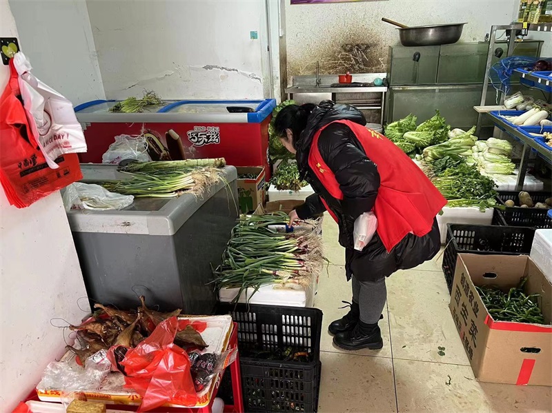 洞口县花古街道幸福小区：零距离服务暖民心