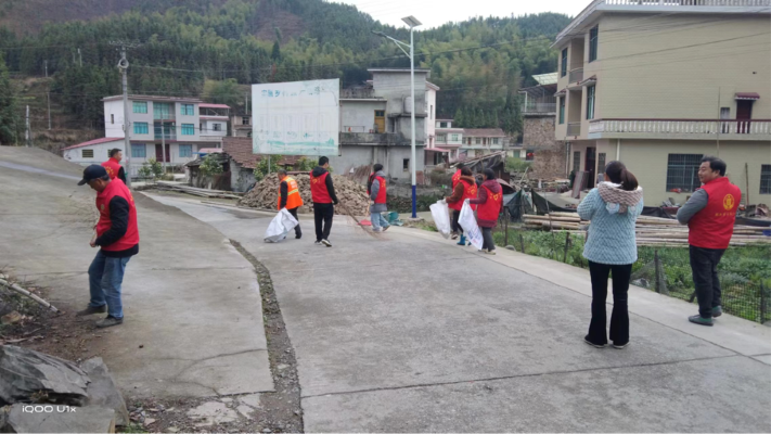 洞口县古楼乡开展民族团结进步创建志愿服务活动