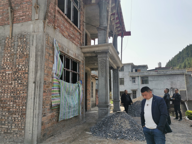洞口县桐山乡对本乡全部在建自建房进行全方位的排查监管