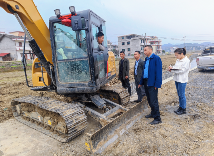 洞口县黄桥镇：一线监督 推进春耕高标准农田建设