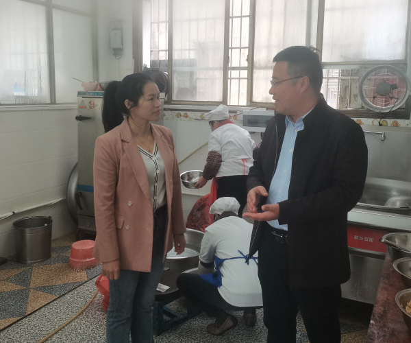 洞口县黄桥镇统筹开展校园食品安全检查专项行动