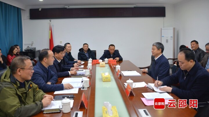 严华在市农业农村局和市乡村振兴局调研