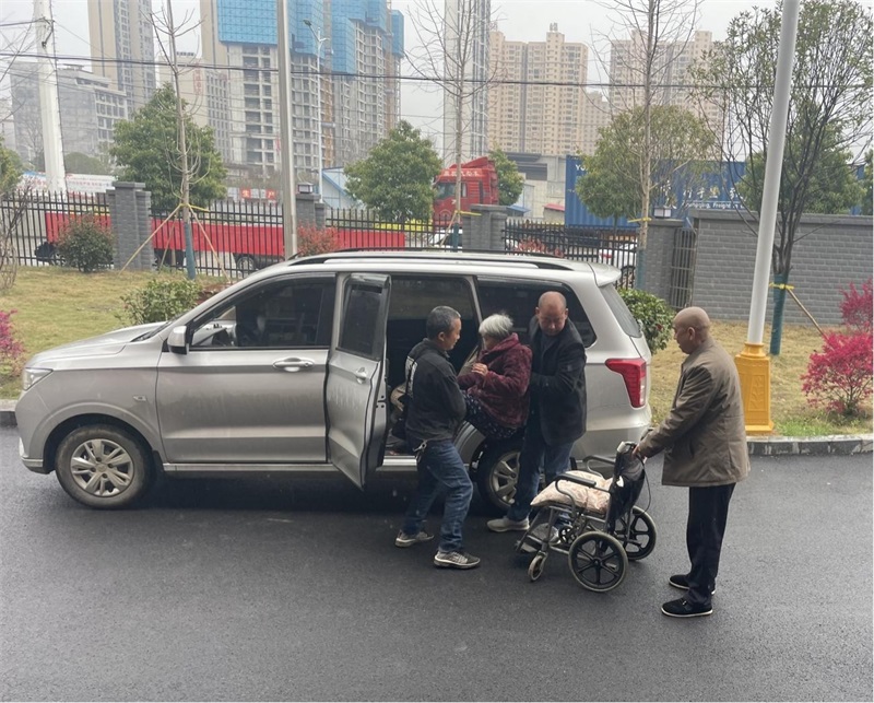 洞口县石柱镇黄双村党群服务暖人心