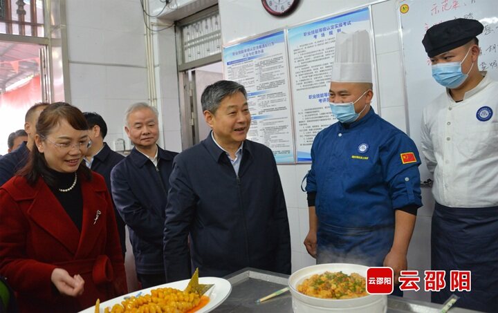 严华在市区调研职业教育工作：着力擦亮邵阳职业教育品牌