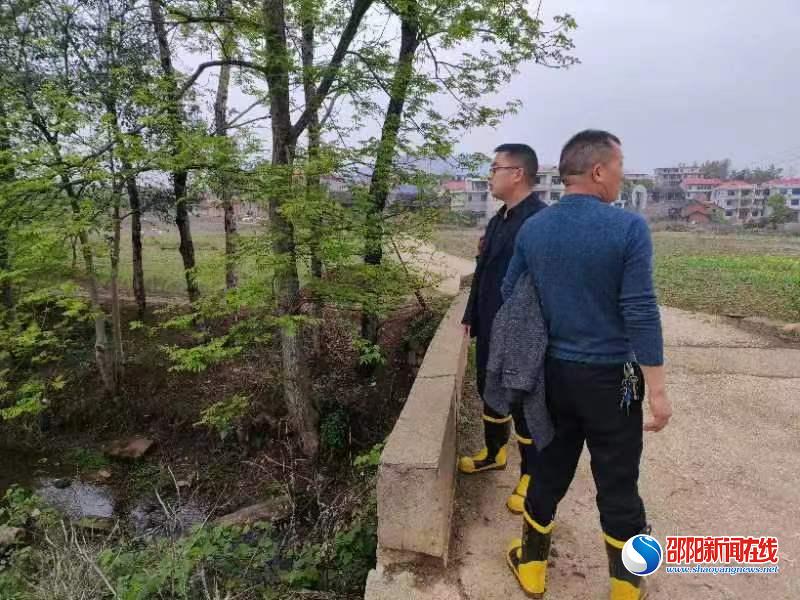 邵东市九龙岭镇积极开展巡河工作