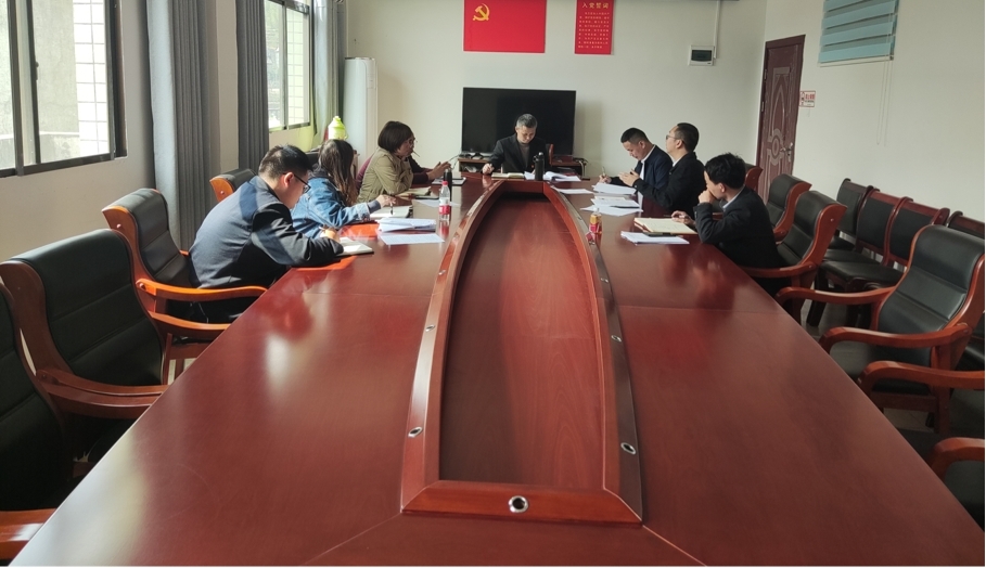 洞口县渣坪乡召开自建房竹木脚手架整治工作推进会