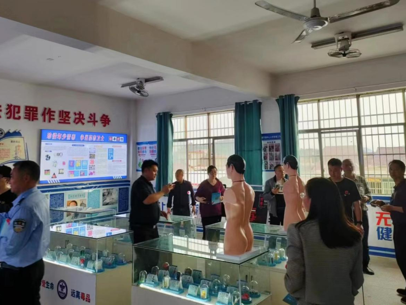 洞口县教育局组织开展禁毒教育示范观摩交流活动
