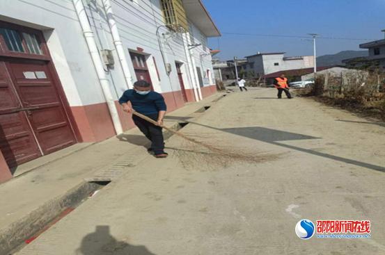 洞口县石江镇：易地搬迁安置点人居环境整治助力乡村振兴