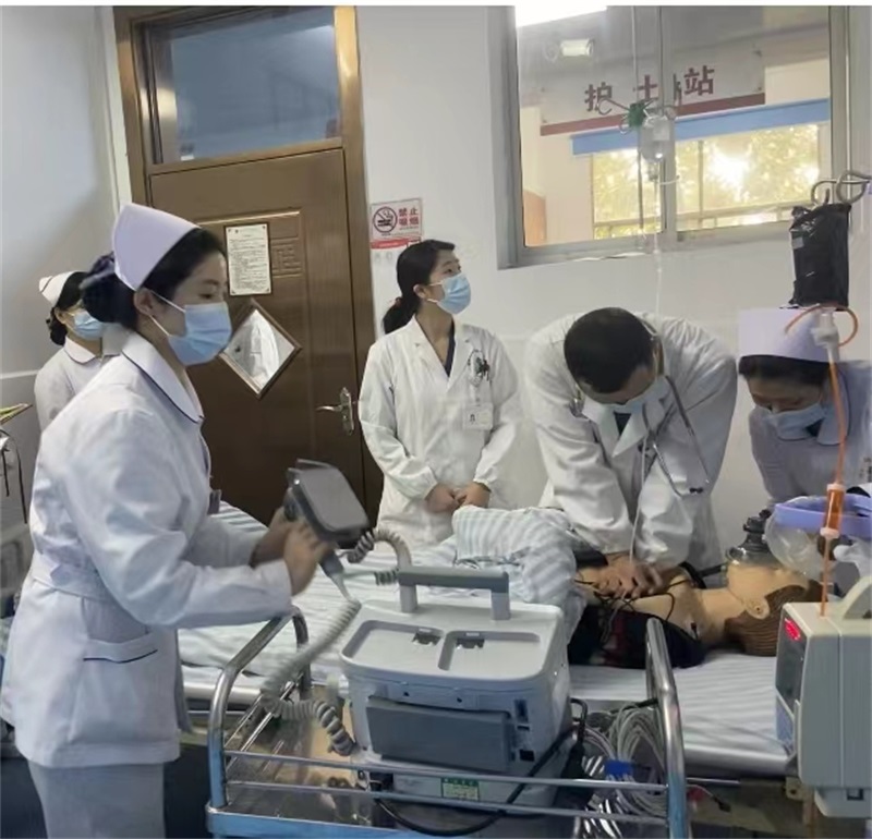 提前练兵，处变不惊——邵阳市​中西医结合医院开展急救应急演练