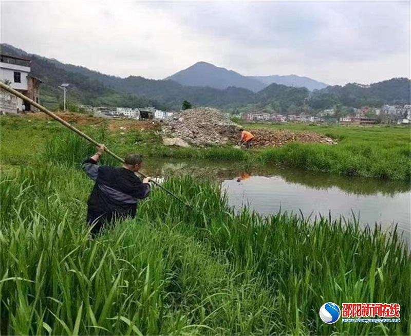 隆回县大水田乡以“河长制”为契机 绘就“两山”新画卷