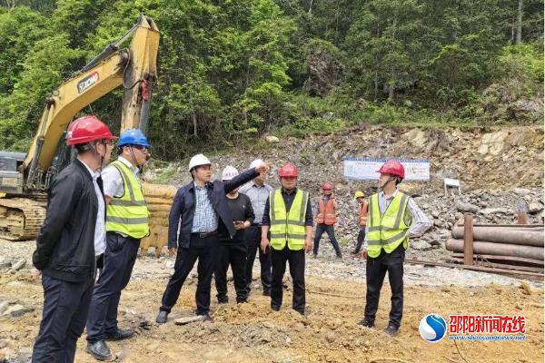 唐煜到洞口县罗溪瑶族乡指导调研民族团结进步创建工作