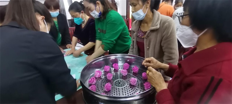 新宁县：中式面点师培训 助家门口就业创业