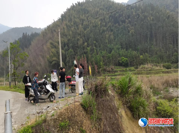 洞口县桐山乡龙桥村：开展未成年人交通违法专项整治行动