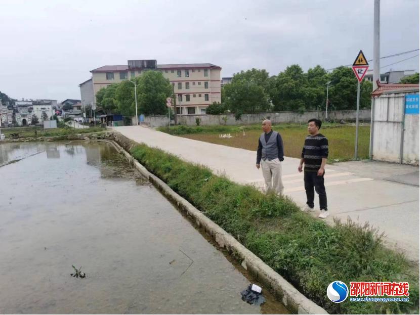 洞口县石柱镇纪委：靠前监督 为春耕备耕保驾护航