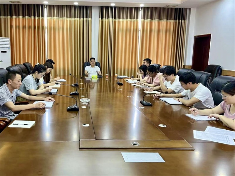 邵东火厂坪镇召开年轻干部廉政教育座谈会