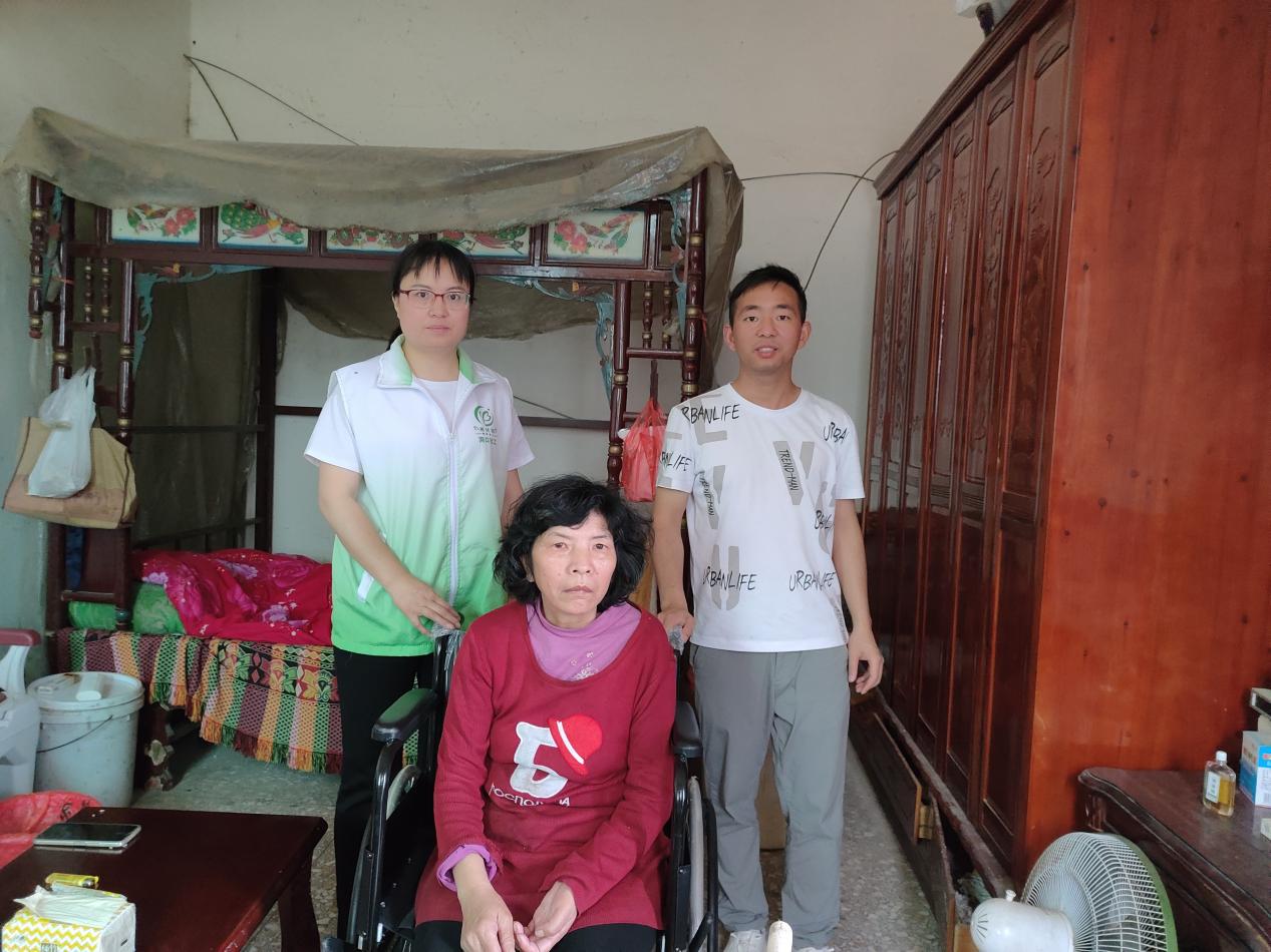洞口县水东镇：民族团结进家庭 关心关爱残疾人