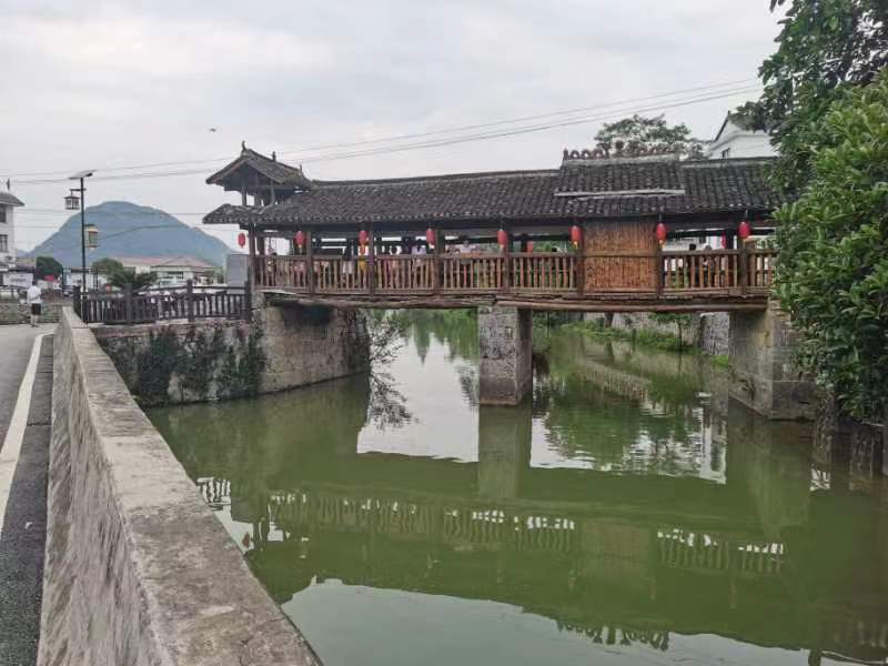 新宁安山乡全力打造河湖样板为美丽乡村添色