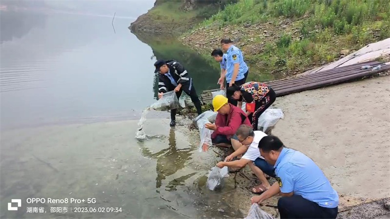 武冈市威溪水库管理所持续开展水源水质保护行动