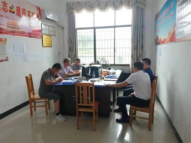 洞口县退役军人事务局联合县财政局开展退役军人服务保障体系建设及专项资金绩效评价现场调研