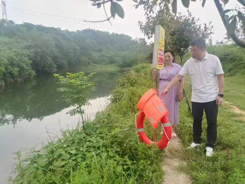 大祥区城南街道：河长巡河护安全 抓实抓好防溺水