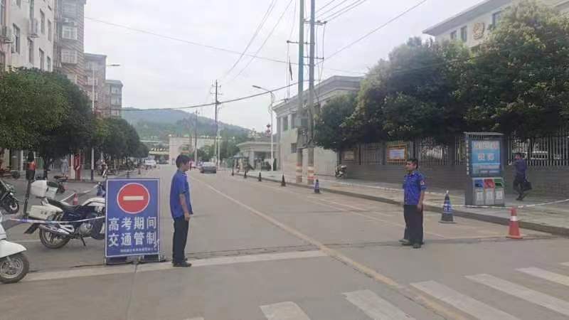 邵阳县城管局：为梦护航 全面开启“护考”模式